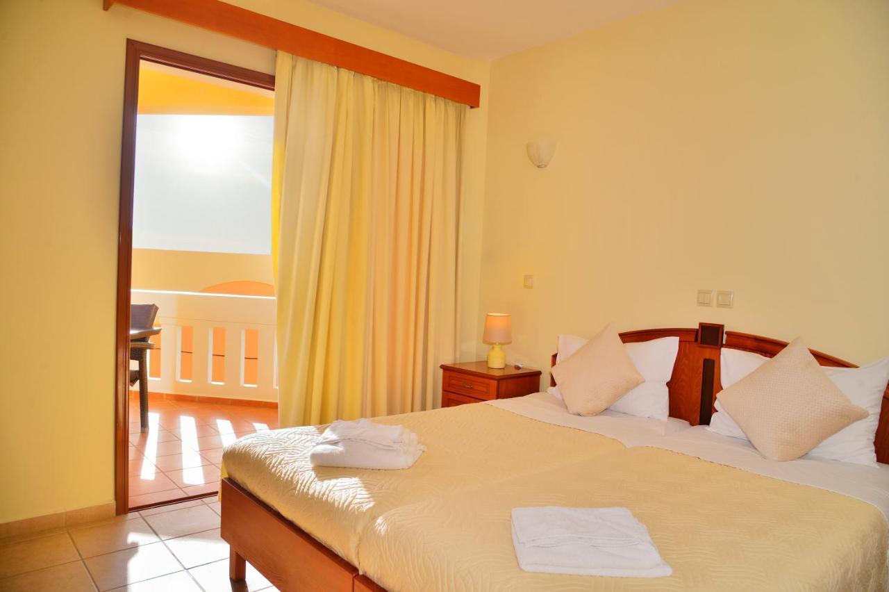 Maria Beach Hotel Киссамос Экстерьер фото